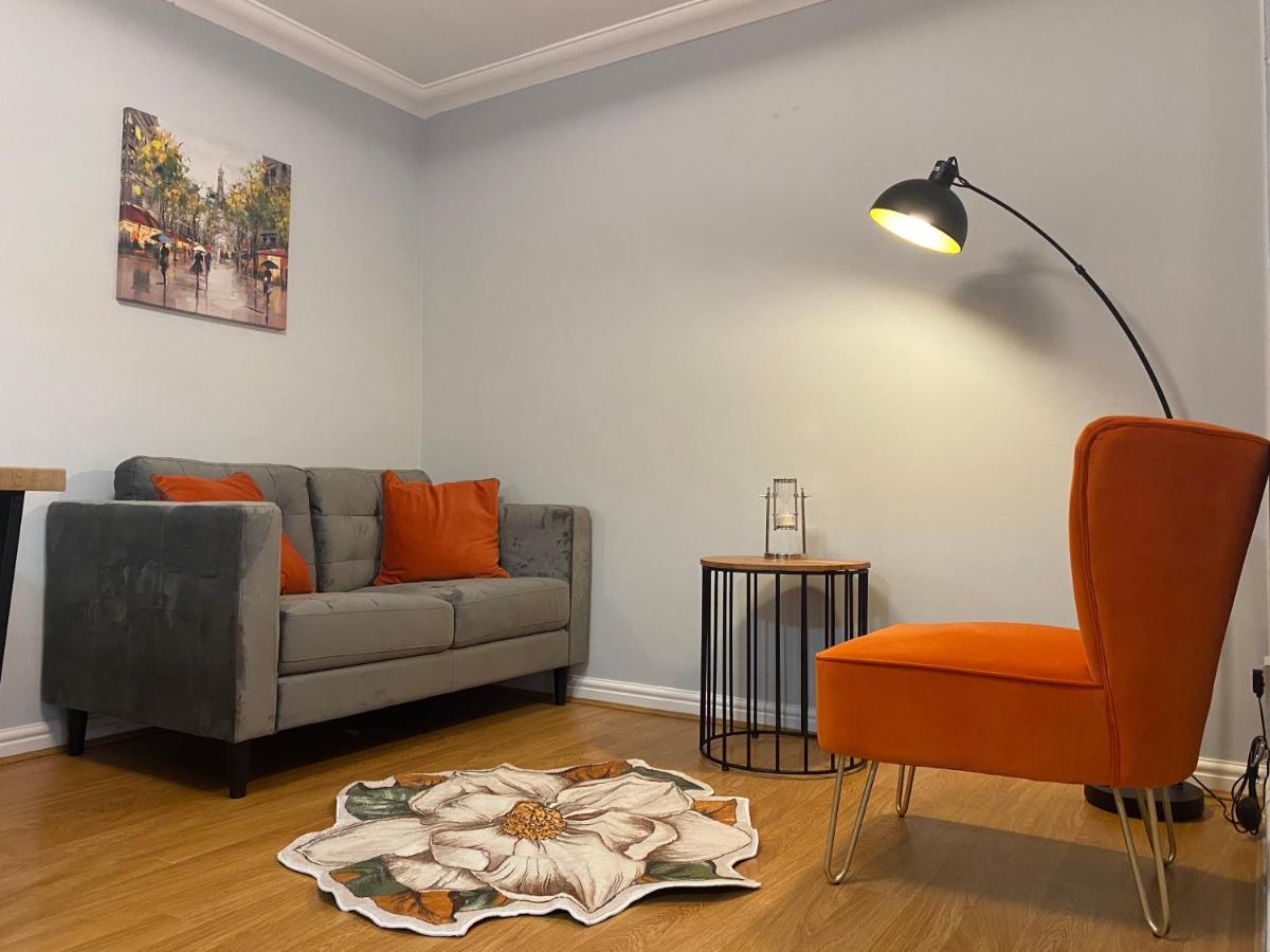 אדינבורו Private Main Door Lovely 2 Bedroom Apartment מראה חיצוני תמונה