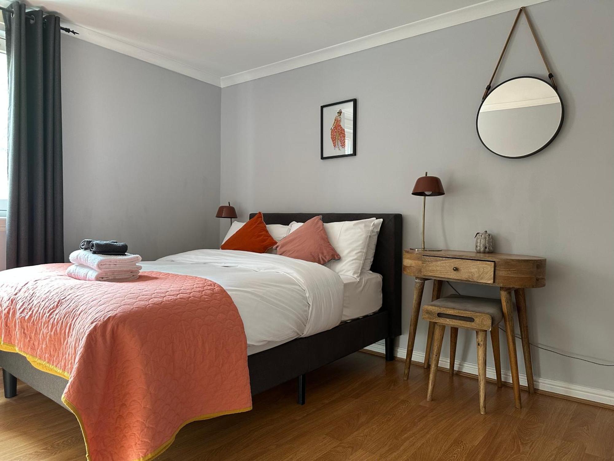 אדינבורו Private Main Door Lovely 2 Bedroom Apartment מראה חיצוני תמונה