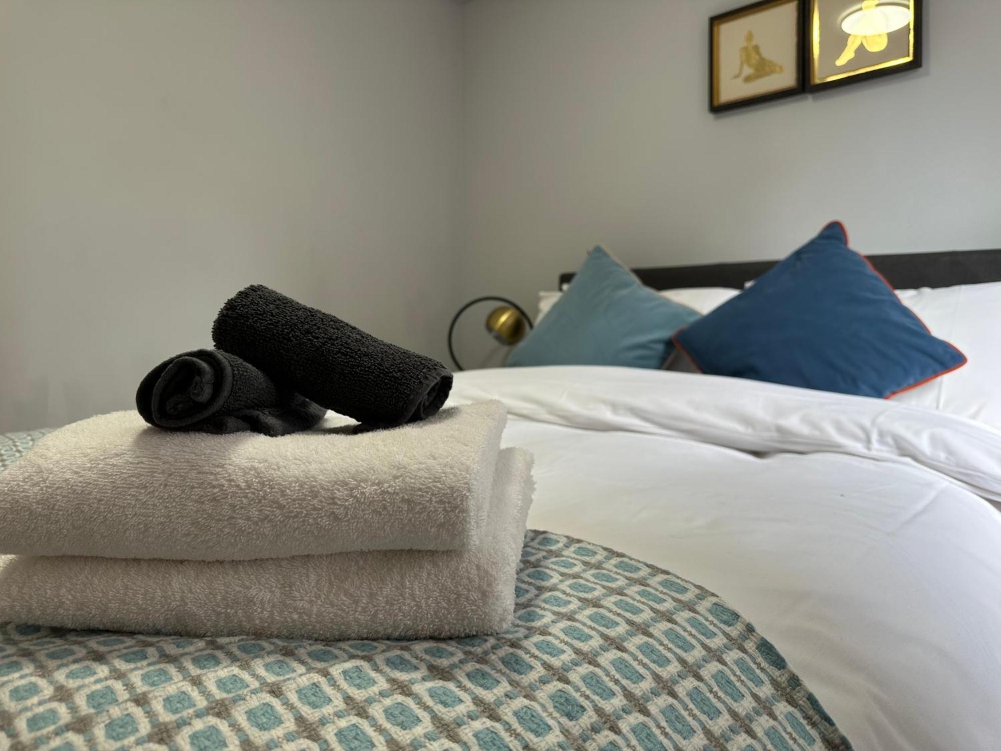 אדינבורו Private Main Door Lovely 2 Bedroom Apartment מראה חיצוני תמונה